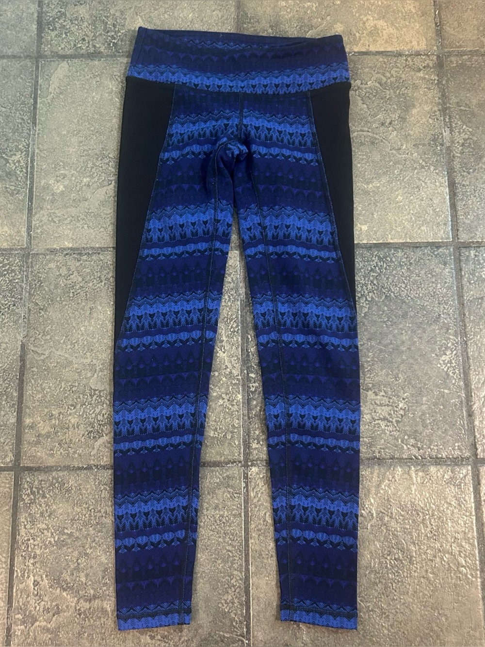 Alo Yoga Illusion 3 Tribal Print Leggings Women’s Athletic Pants Bottoms Size XS
